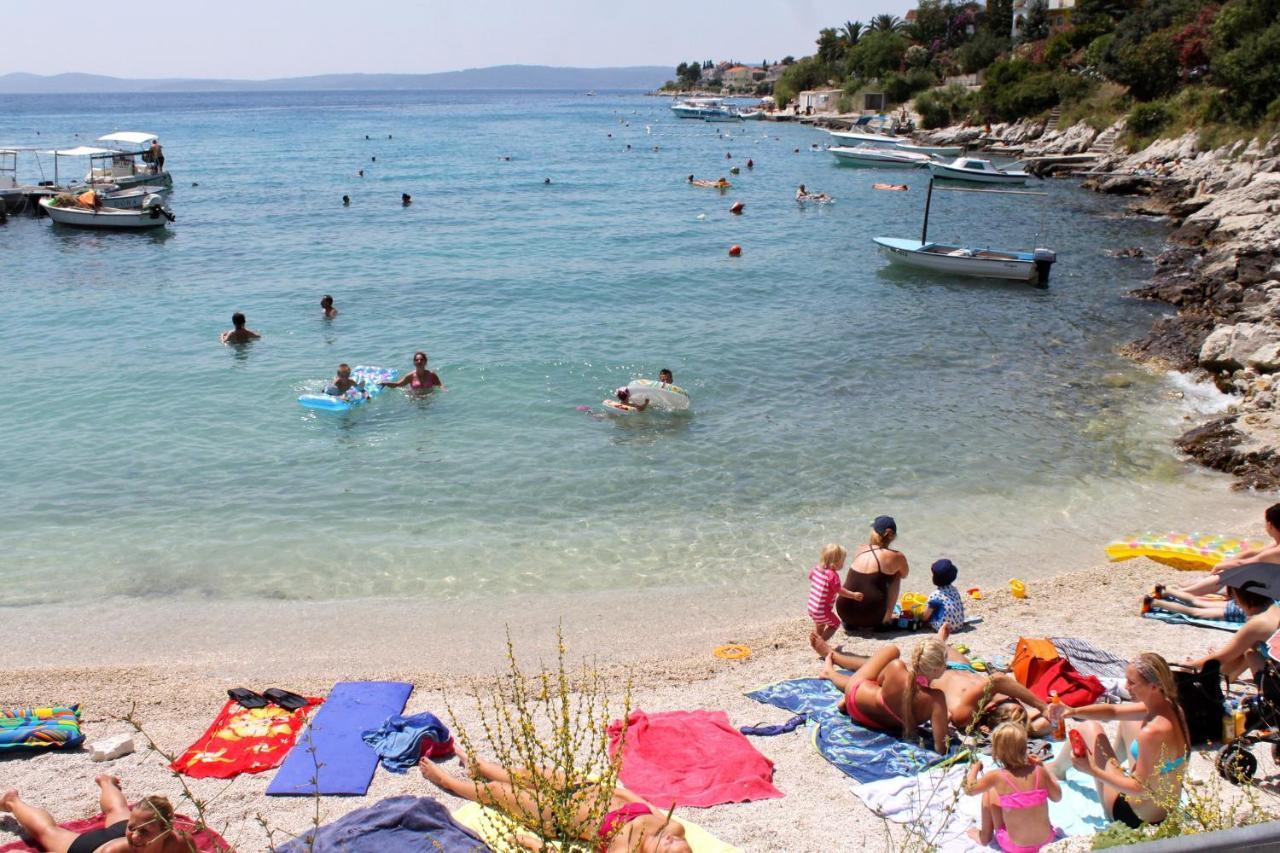 Apartments With A Parking Space Mavarstica, Ciovo - 12435 Trogir Exterior foto