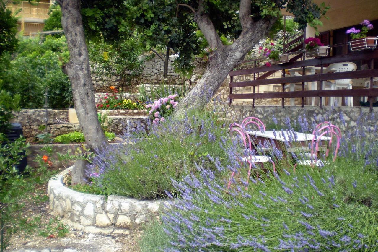 Apartments With A Parking Space Mavarstica, Ciovo - 12435 Trogir Exterior foto